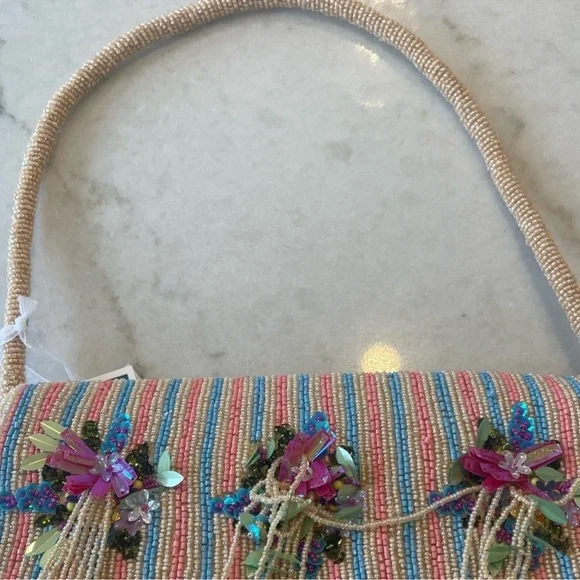 Beaded decorative handbag. Snap closure! New tags - Picture 5 of 5